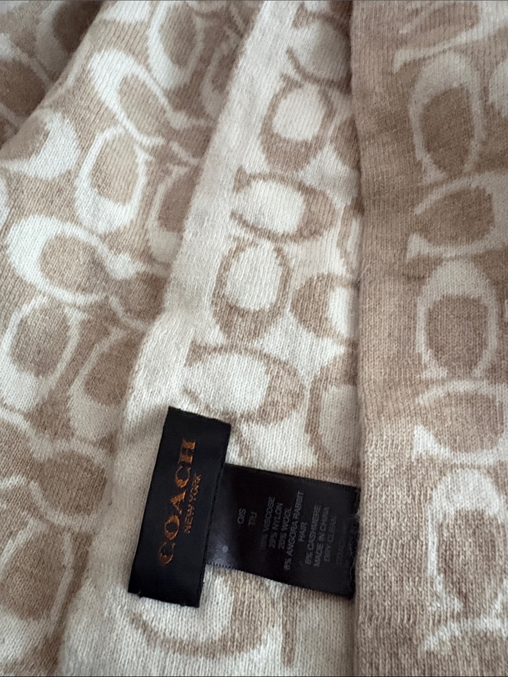 Coach  Scarf - Picture 4 of 8